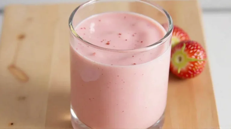 Apple Strawberry Refresh Smoothie