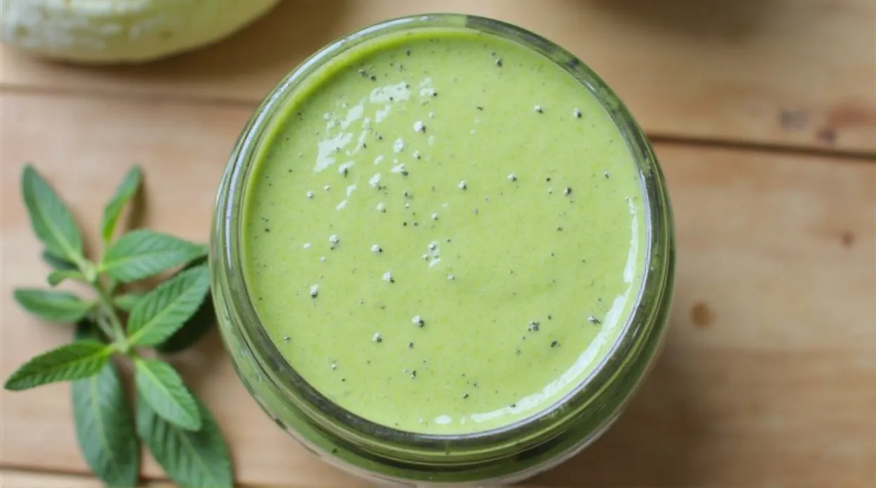 Avocado Mint Cream Green Smoothie