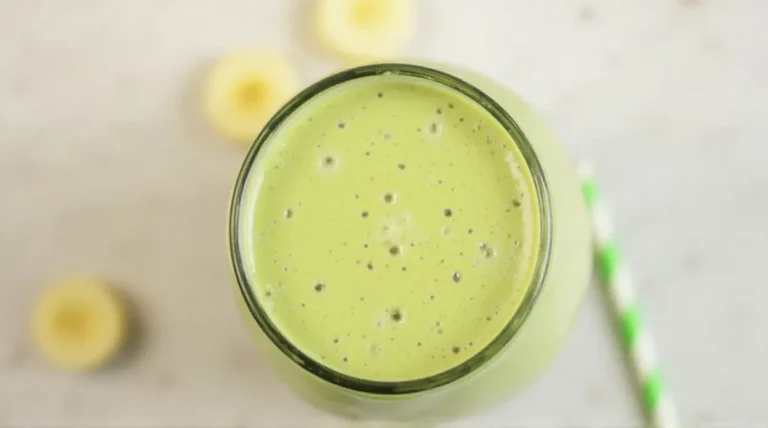 Banana Avocado Pear Smoothie