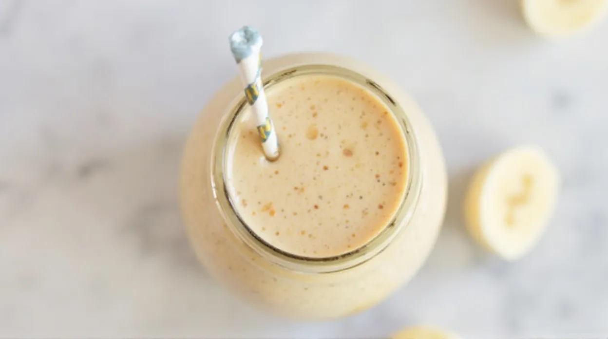 Banana Peanut Butter Yogurt Smoothie