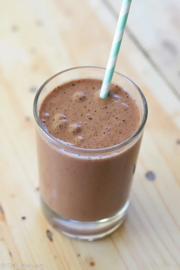 Chocolate Banana Muscle Builder Smoothie