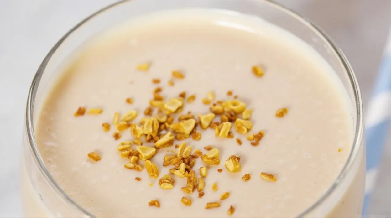 Peach Oat Breakfast Smoothie