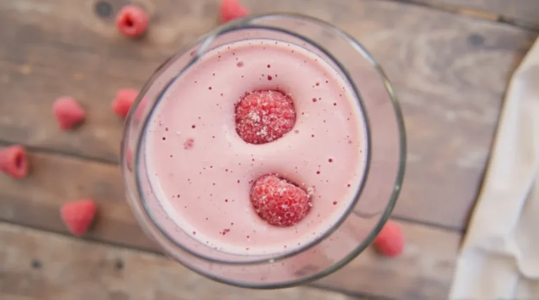 Raspberry Coconut Cream Smoothie