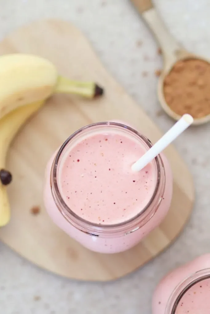Strawberry Banana Oat Smoothie